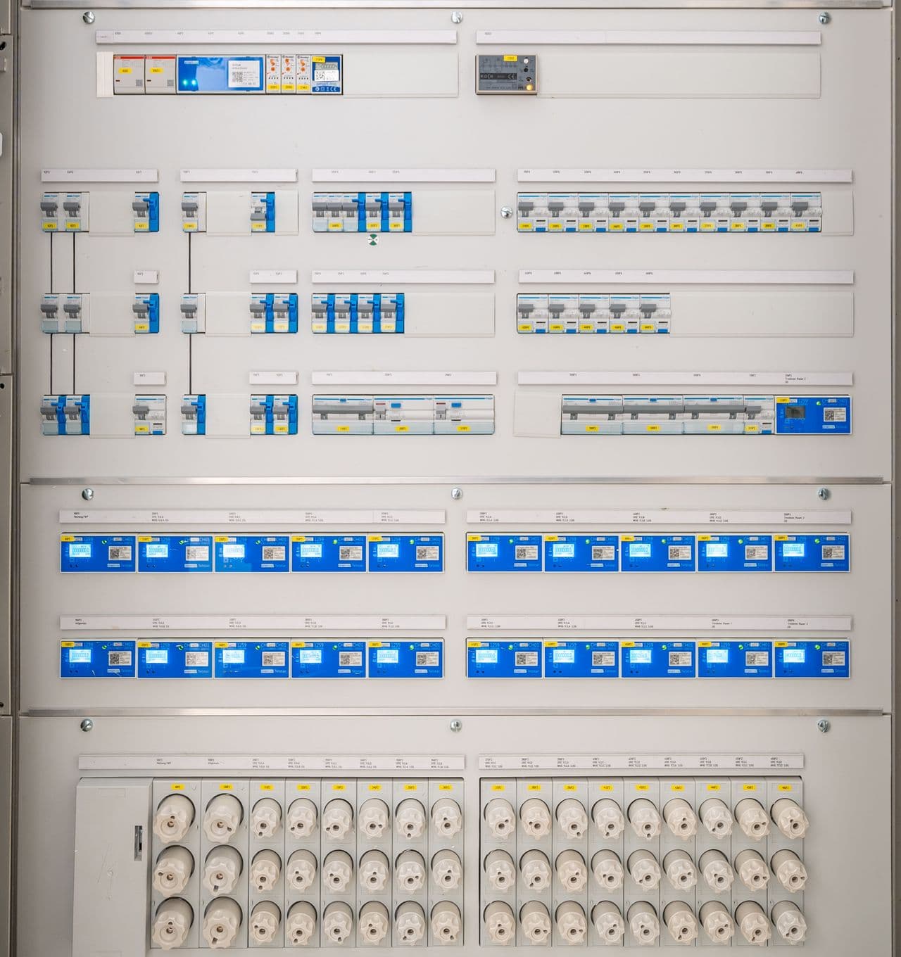 Isolators, circuit breakers, contactors and protection equipment
